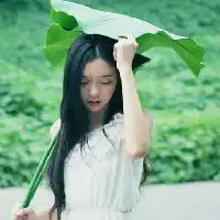 女生pose头像思念荒废的是一个名字
