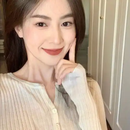 女生头像云雾消散我爱你众所皆知
