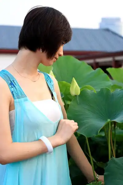 7.19莲花池美女外拍作业
